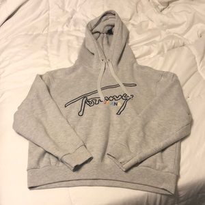 good quality hoodie will accept offers